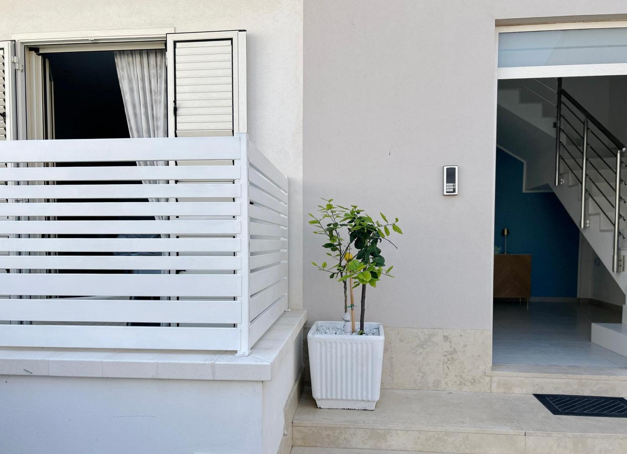 Sunlands 50 Meters From The Sandy Beach With Wifi Avola Exterior photo